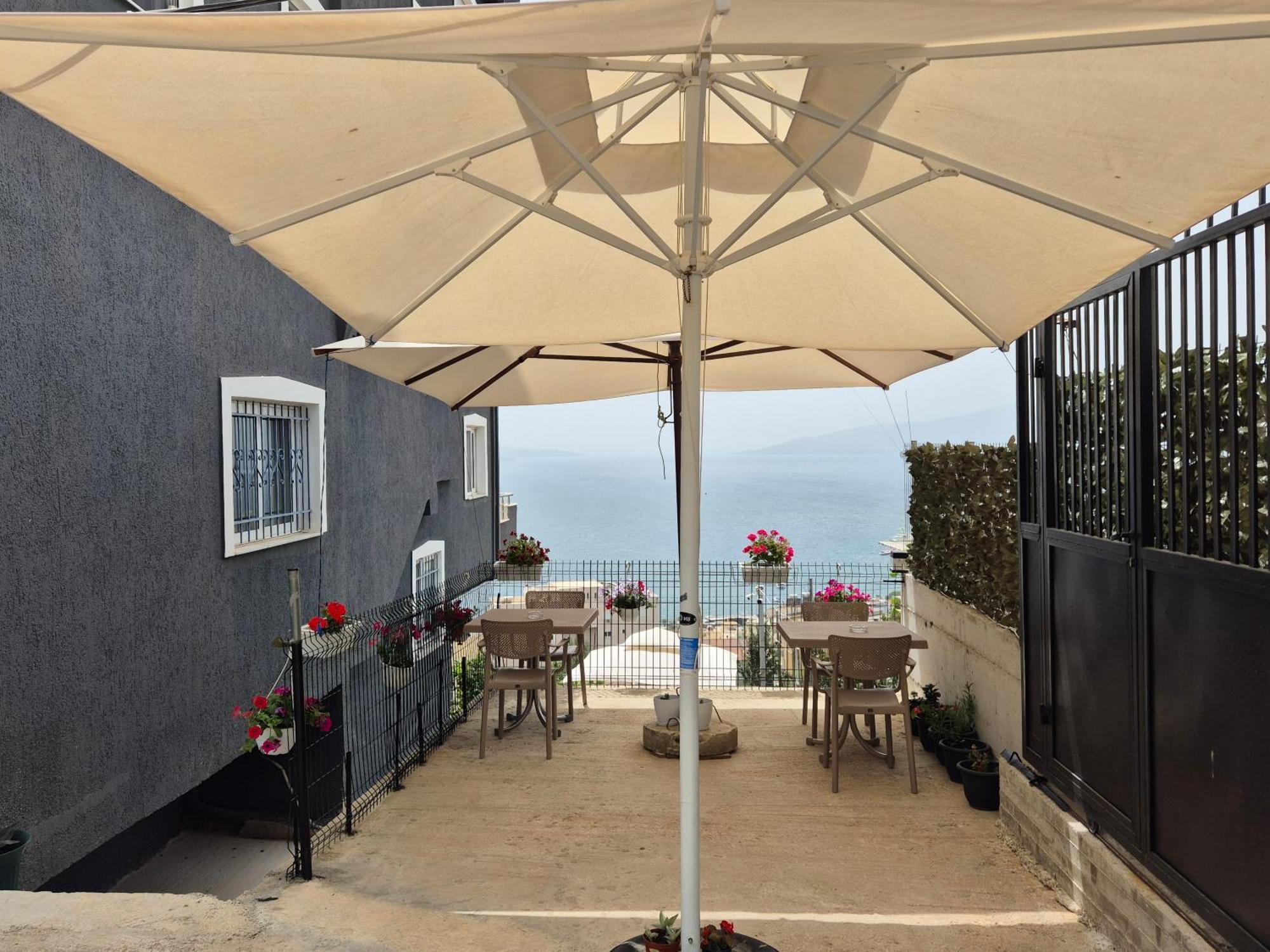 Villa Marsal Sarandë 外观 照片