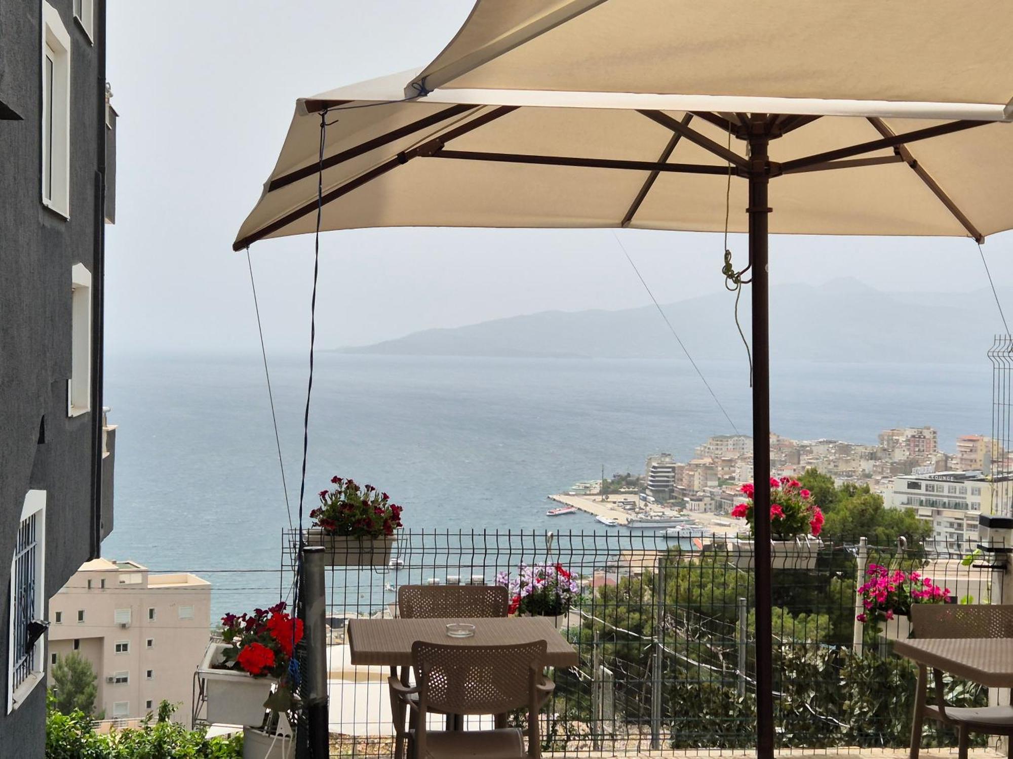 Villa Marsal Sarandë 外观 照片