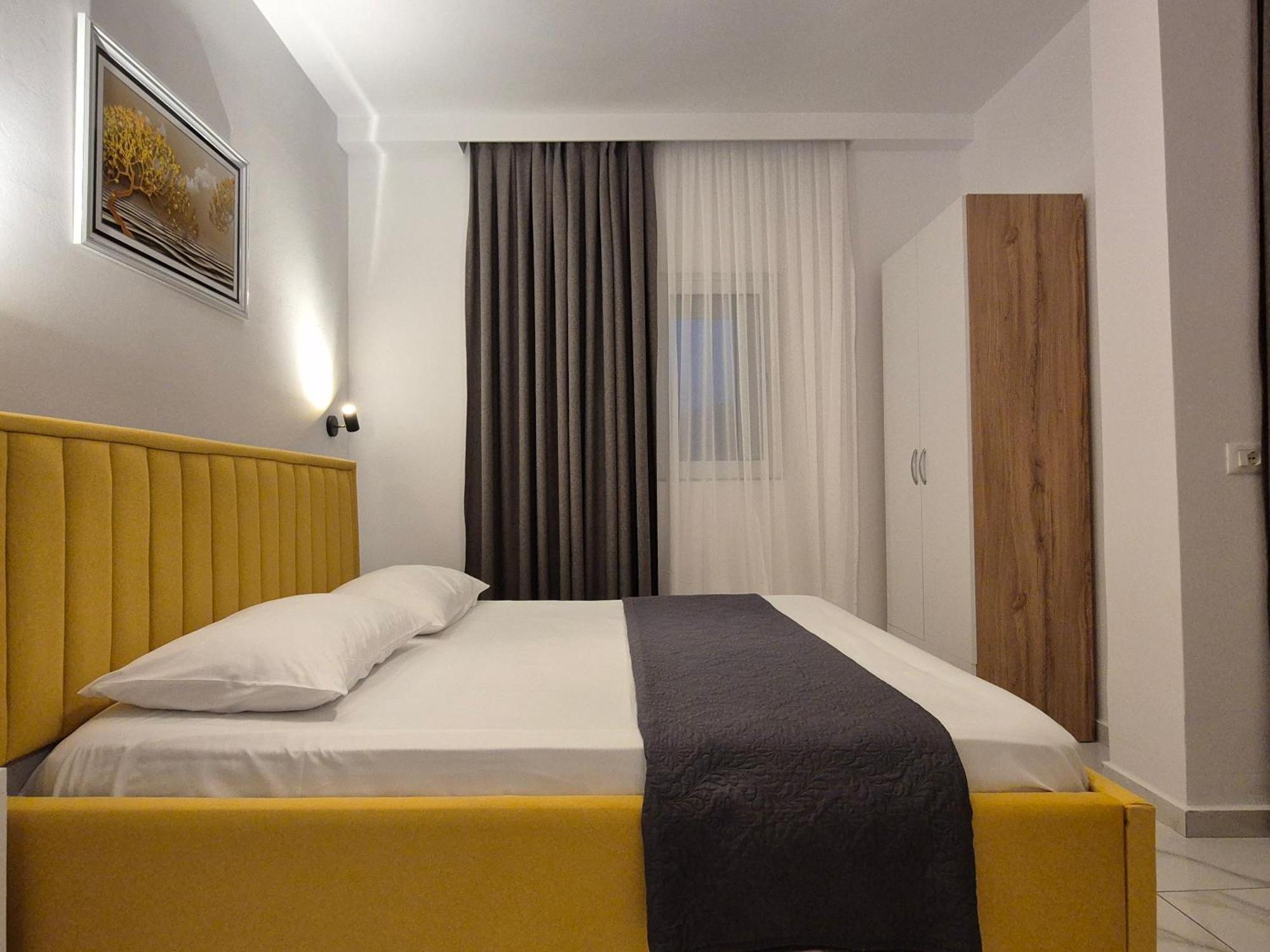 Villa Marsal Sarandë 外观 照片