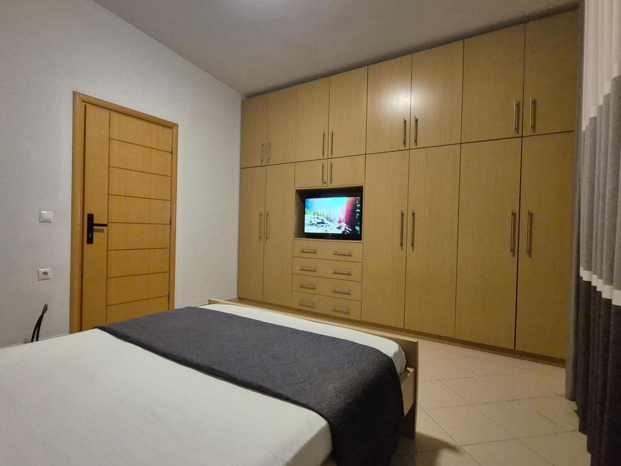 Villa Marsal Sarandë 外观 照片