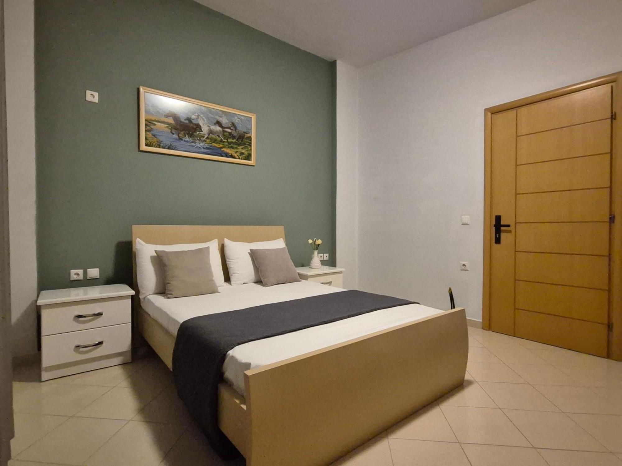 Villa Marsal Sarandë 外观 照片