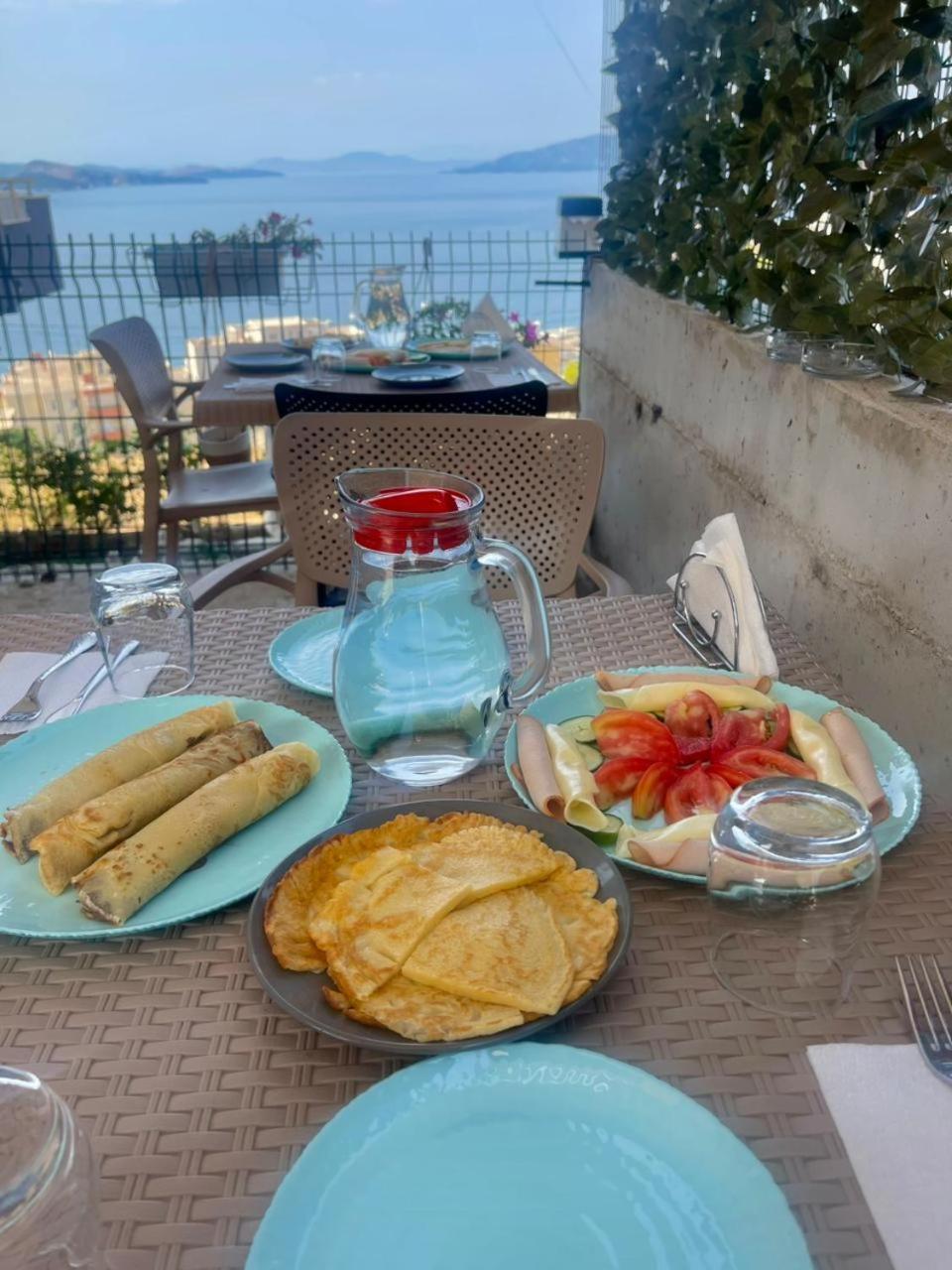 Villa Marsal Sarandë 外观 照片